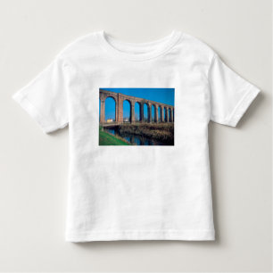 Camiseta Infantil Europa, Itália. Aquaduct perto de Lucca.
