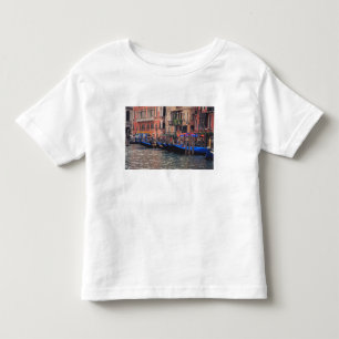 Camiseta Infantil Europa, Itália, Veneza, gôndolas no canal