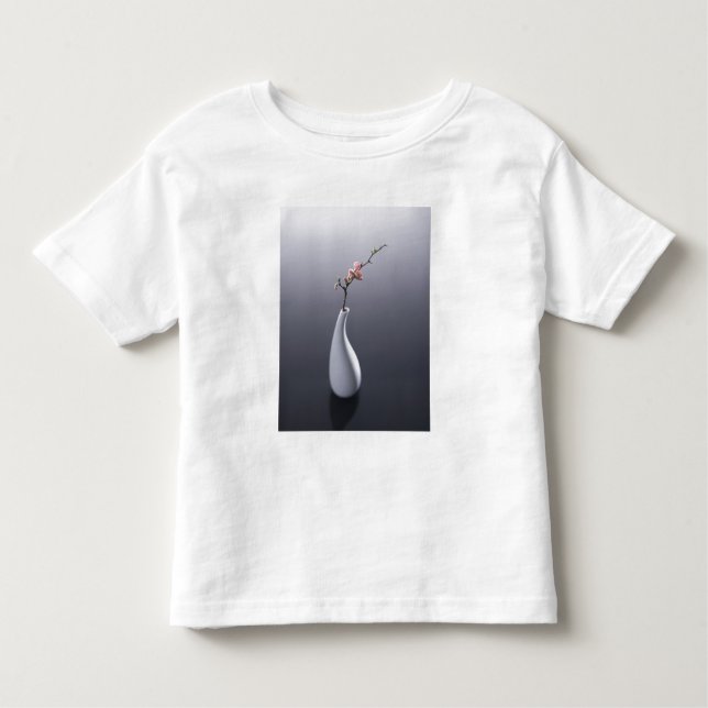 Camiseta Infantil Flor de cerejeira no vaso (Frente)