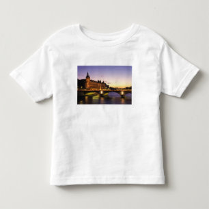 Camiseta Infantil França, Paris, Rio Sena e Conciergerie em
