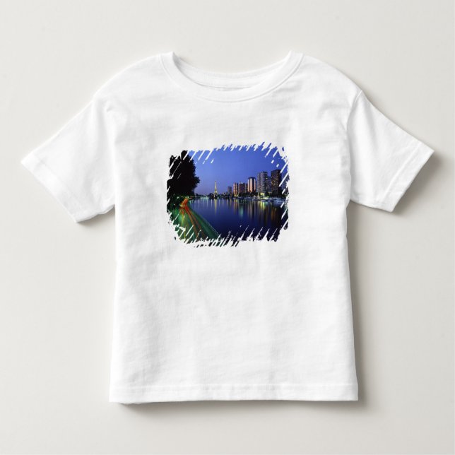 Camiseta Infantil Front du Seine e Eiffel Tower, Paris, França 2 (Frente)