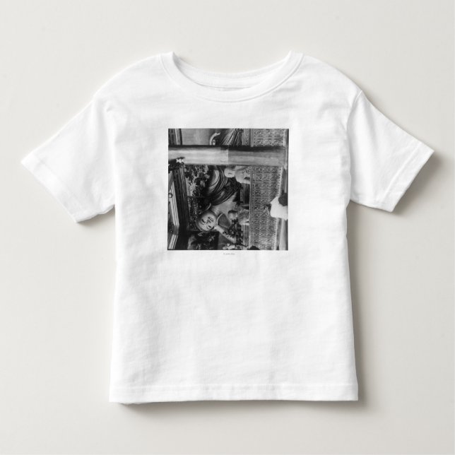 Camiseta Infantil Grande estátua de Buddha na fotografia de (Frente)
