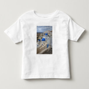 Camiseta Infantil Grécia, Santorini. Torre sineira e cúpulas azuis d