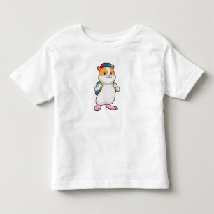 Camiseta Infantil Hamster como Estudante com Backpack e Boné
