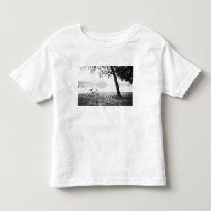 Camiseta Infantil Hanoi Vietnã, Bicicleta & Lago Bay Mau Parque Leni
