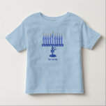 Camiseta Infantil Hanukkah Menorah (customizável)<br><div class="desc">Você pode personalizar esta camisa bonita de Chanukah com um nome ou seu próprio texto!</div>