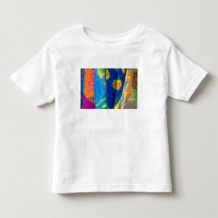 Camiseta Infantil Ilhas Cook, Rarotonga. Tecido batik Punanga Nui