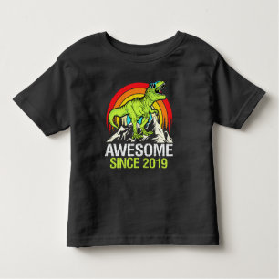 Camiseta Infantil Incrível desde 2019 Dinossauro 4 Anos 4