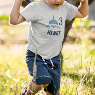 Camiseta Infantil Isca de Tubarão Aniversário de Idade Personaliza