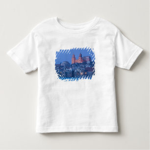 Camiseta Infantil Itália, Sicília, Cefalu, Vista com Duomo de
