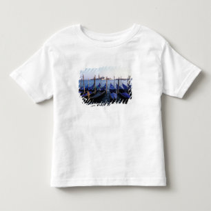 Camiseta Infantil Itália, Veneto, Veneza, Fileira de Gôndolas e San