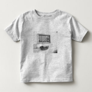 Camiseta Infantil Janela da porta da barra/Fotografia preta e branca