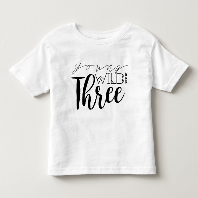 Camiseta Infantil Jovem Selvagem e Três | ANIVERSÁRIO DE 3 ANOS (Frente)