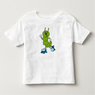 Camiseta Infantil Lagarta em patinagem em linha com skates