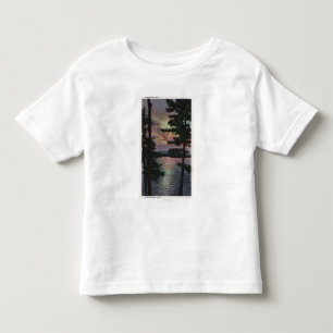 Camiseta Infantil Lago Payette, identificação - Evintide na cena d