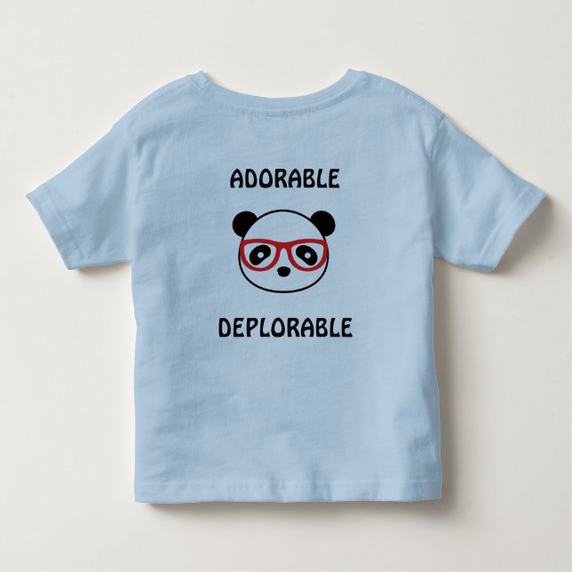 Camiseta Infantil Leão Deplorável Adorável com Criança do Urso Panda (Verso)