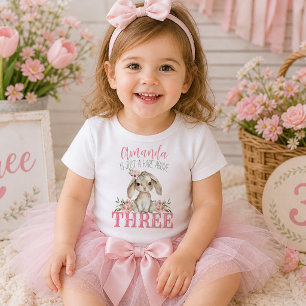 Camiseta Infantil Lebre Acima de Três Meninas Bebês Coelho Aniversár