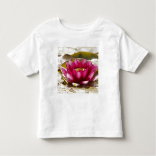Camiseta Infantil Lírio de água