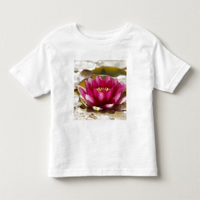 Camiseta Infantil Lírio de água (Frente)