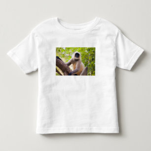 Camiseta Infantil Macaco na selva do Parque Nacional de Ranthambore