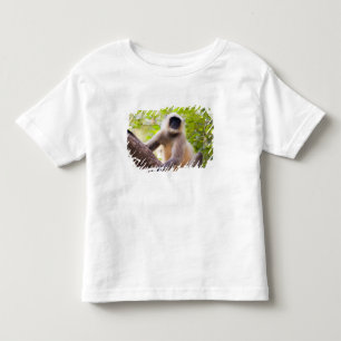 Camiseta Infantil Macaco na selva do Parque Nacional de Ranthambore