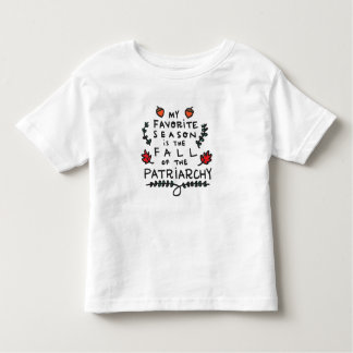Camiseta Infantil Minha estação favorita é a queda do patriarcado