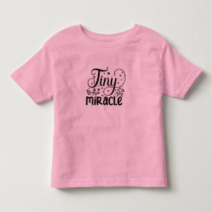 Camiseta Infantil Minúsculo milagre citado de roupa branca