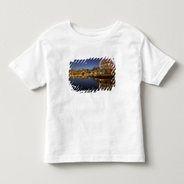 Camiseta Infantil Mundo da Ciência e CBD refletidos em False Creek, (Frente)