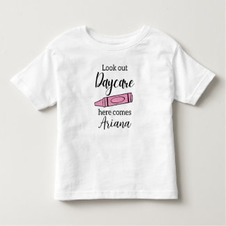 Camiseta Infantil My First Day of Daycare, Pink Glitter Crayon