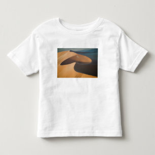 Camiseta Infantil Namíbia, Soussevlei, Grandes Dunas de Areia Vermel