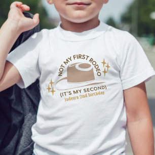 Camiseta Infantil "Não é meu primeiro Rodeio" 2º aniversário de cowb