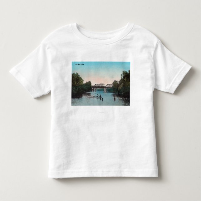 Camiseta Infantil Natação e barco no lago winters (Frente)