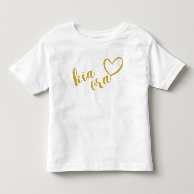 CAMISETA INFANTIL NOVA ZEALAND KIA ORA MAORI DOURADO SCRIPT NOME NZ (Frente)