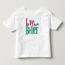 Camiseta Infantil O Amor Torna Tudo Melhor