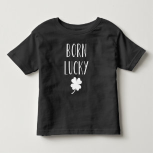 Camiseta Infantil O dia   bonito de St Patrick afortunado nascido