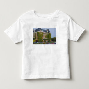 Camiseta Infantil O Empress Hotel no porto interno em