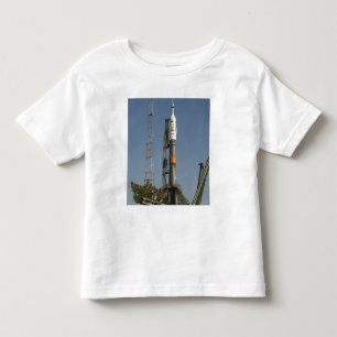Camiseta Infantil O foguete de Soyuz imediatamente depois da chegada