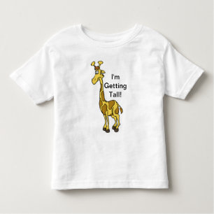 Camiseta Infantil Obtendo o Tshirt alto do girafa