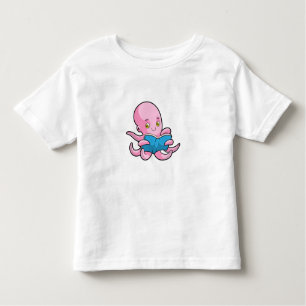 Camiseta Infantil Octopus na leitura de um livro