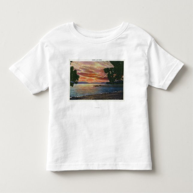 Camiseta Infantil Opinião do por do sol da linha costeira com cais (Frente)