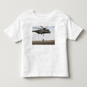 Camiseta Infantil Os pararescuemen da força aérea conduzem uma