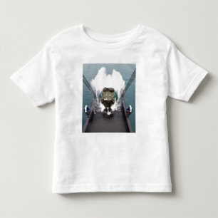 Camiseta Infantil Os veículos do assalto anfíbio desembarcam de US