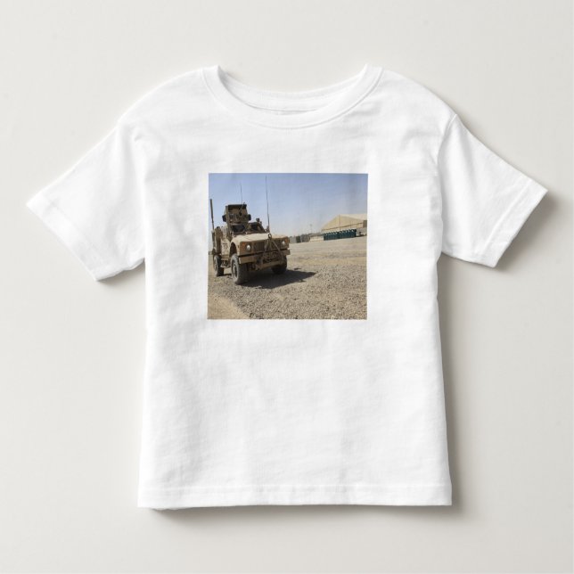 Camiseta Infantil Oshkosh M-ATV 2 (Frente)