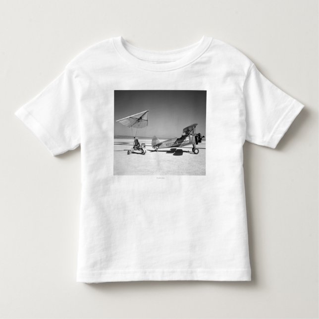 Camiseta Infantil Paresev 1-A em Lakebed com plano do reboque (Frente)