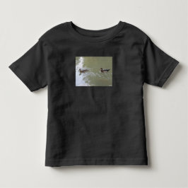 Camiseta Infantil Patos Nadando
