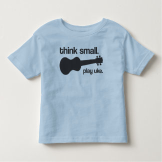 Camiseta Infantil "Pense pequeno. Jogue o uke." design