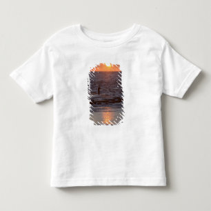 Camiseta Infantil Pescador em Byblos ao pôr do sol, Líbano