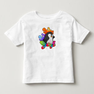Camiseta Infantil Pinguim como skater com skate