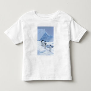 Camiseta Infantil Pinguins-de-adélia (Pygoscelis adeliae) no gelo,
