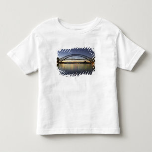 Camiseta Infantil Ponte da Baía de Sydney e Ópera de Sydney em